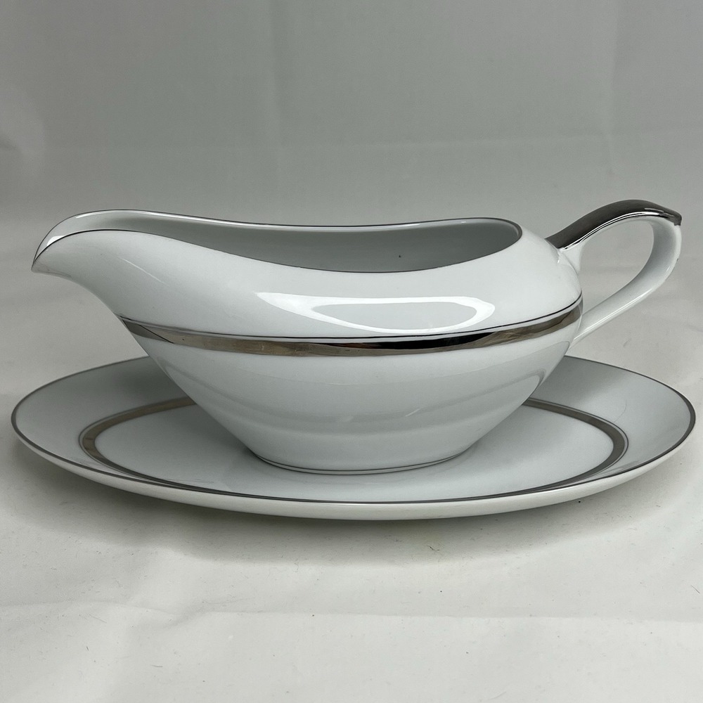 Kahla Express China Crown Platinum Gravy Boat w Underplate Japan Porcelain
